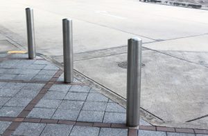 5 Ways How Installing A Bollard Barrier Can Prevent Accidents In Your 